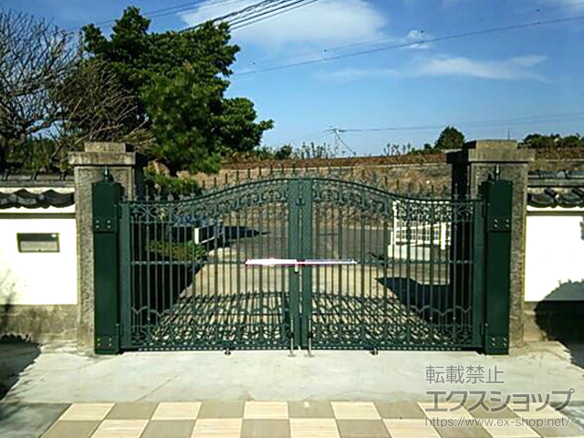 鹿児島県出水市の四国化成門扉施工例(大型門扉 BCM3型 両開き