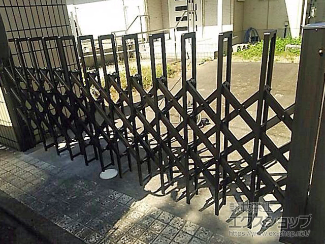 熊本県熊本市ののカーゲート トリップゲート NC型 ノンキャスター 片開き 30S 施工例