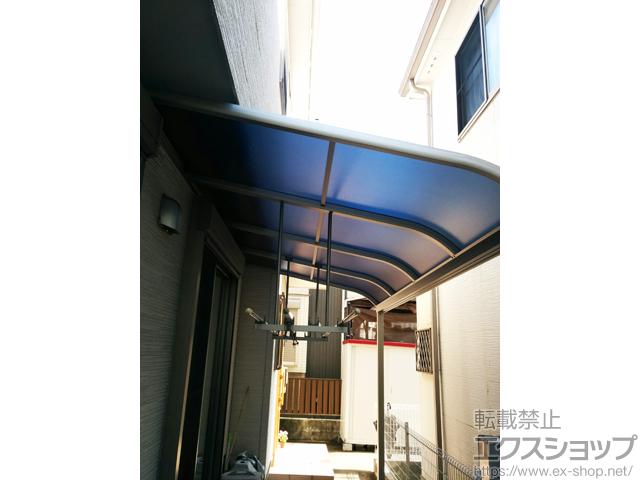神奈川県横浜市ののテラス屋根 プレシオステラス R型 テラスタイプ 単体 積雪〜20cm対応 施工例