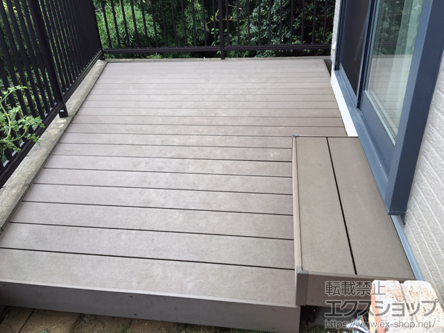 神奈川県藤沢市ののウッドデッキ 樹ら楽ステージ 施工例