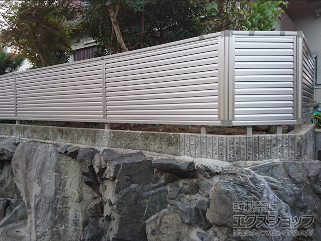 大阪府堺市ののフェンス・柵 ミエーネフェンス 目隠しルーバータイプ 自由柱施工 施工例