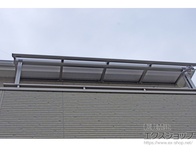 埼玉県草加市ののバルコニー・ベランダ屋根 プレシオステラス R型 屋根タイプ 単体 積雪〜20cm対応 施工例