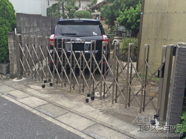 埼玉県さいたま市ののカーゲート トリップゲート RB型 ノンレール 片開き 41S 施工例