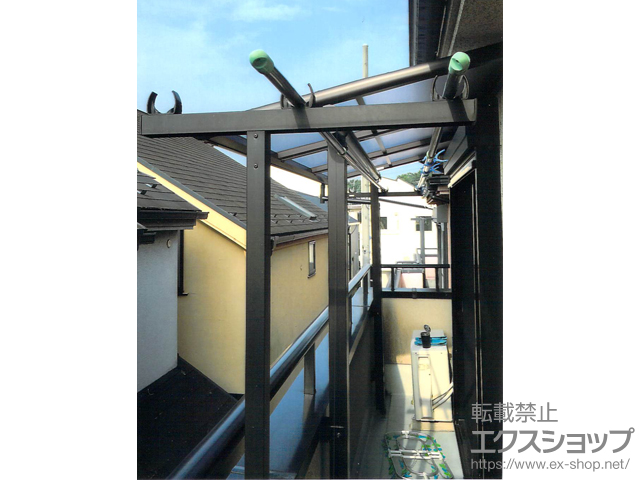 東京都杉並区ののバルコニー・ベランダ屋根 プレシオステラス F型 屋根タイプ 単体 積雪〜20cm対応 施工例