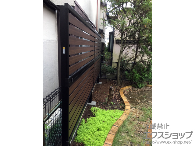 神奈川県横浜市ののフェンス・柵 モクアルフェンス 横板タイプ 2段支柱 施工例