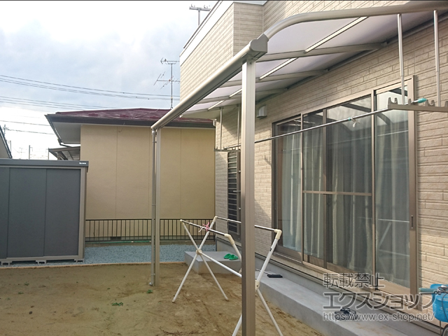 宮城県名取市ののテラス屋根 プレシオステラス R型 テラスタイプ 単体 積雪〜20cm対応 施工例