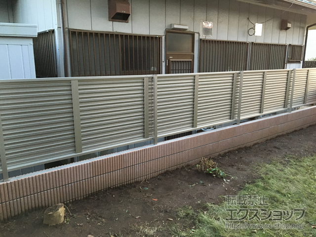 神奈川県横浜市ののフェンス・柵 ミエーネフェンス 目隠しルーバータイプ 自由柱施工 施工例