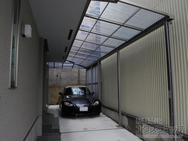 埼玉県足利市のYKKAPのテラス屋根 スピーネ F型 テラスタイプ 出隅納まり 積雪〜20cm対応 施工例