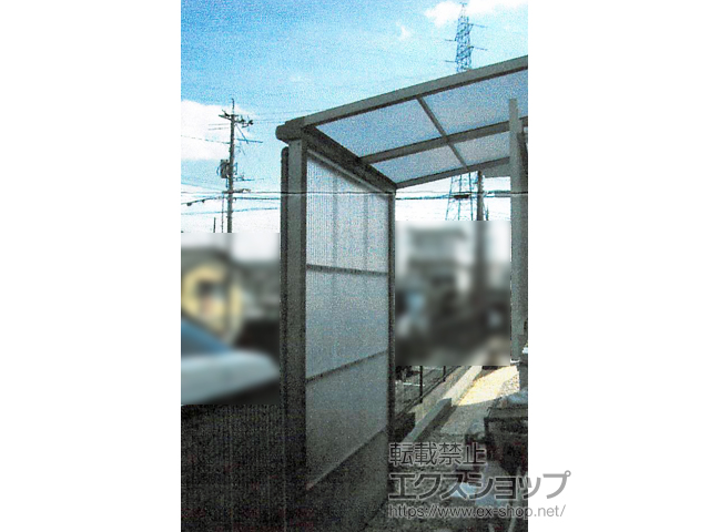 岡山県倉敷市のLIXIL リクシル（トステム）のストックヤード スピーネストックヤードF型 波板タイプ スクリーン仕様 積雪〜20cm対応 施工例