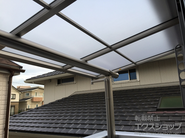 兵庫県明石市ののバルコニー・ベランダ屋根 プレシオステラス F型 屋根タイプ 単体 積雪〜20cm対応 施工例