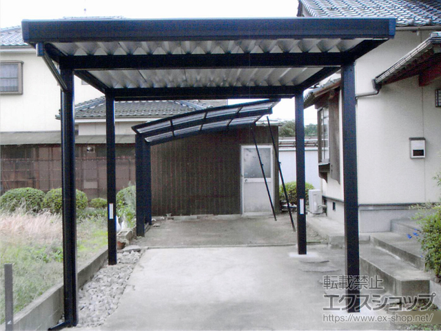 鳥取県倉吉市のLIXIL リクシル（トステム）のカーポート テリオスポートIII 1500 1台用 角柱4本仕様 積雪〜50cm対応 施工例