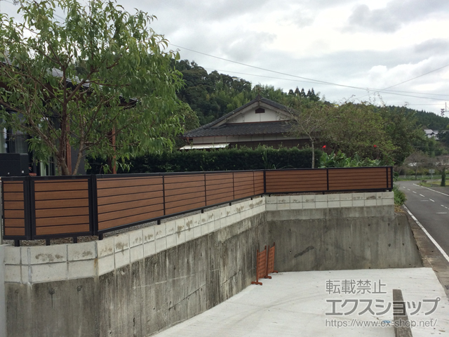 宮崎県東諸県郡綾町ののフェンス・柵 モクアルフェンス 目隠しタイプ 自由柱施工 施工例