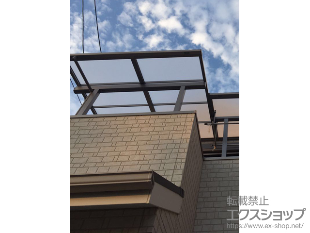 兵庫県尼崎市ののバルコニー・ベランダ屋根 スピーネ F型 屋根タイプ 単体 積雪〜20cm対応 施工例