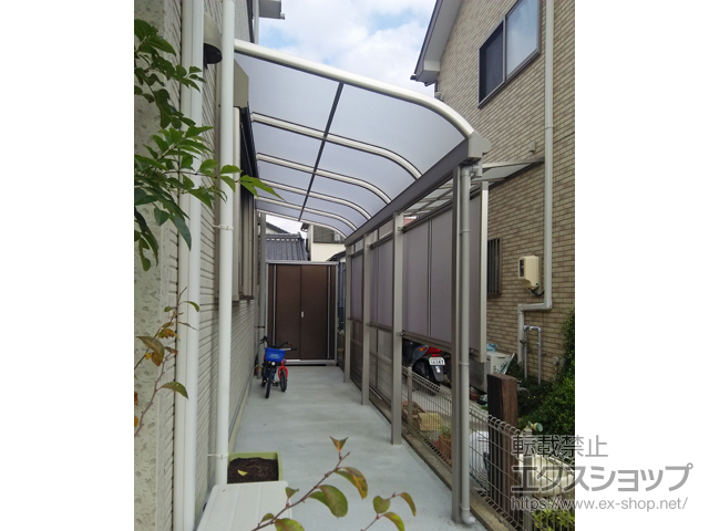 愛知県豊橋市ののテラス屋根 ヴェクターテラス R型 テラスタイプ 単体 積雪〜20cm対応 施工例
