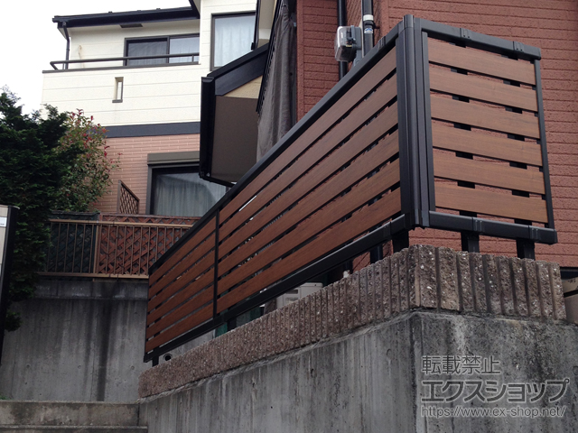 東京都町田市ののフェンス・柵 モクアルフェンス 横板タイプ 自由柱施工 施工例