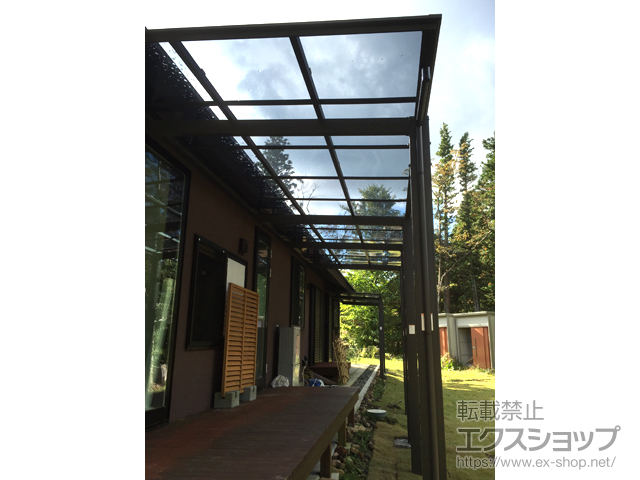 神奈川県足柄下郡箱根町ののテラス屋根 フーゴF 独立テラスタイプ 連棟 積雪〜20cm対応 施工例