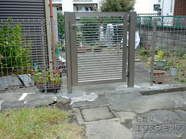 東京都町田市のの門扉 プレスタ門扉 1型 細横桟 片開き 柱使用 施工例