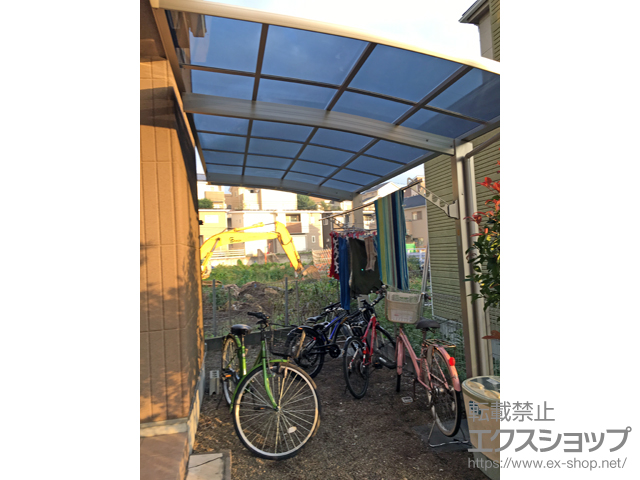 千葉県船橋市ののカーポート プレシオスポート 積雪〜20cm対応＋収納式物干しセット2型 2本入り×1セット 施工例