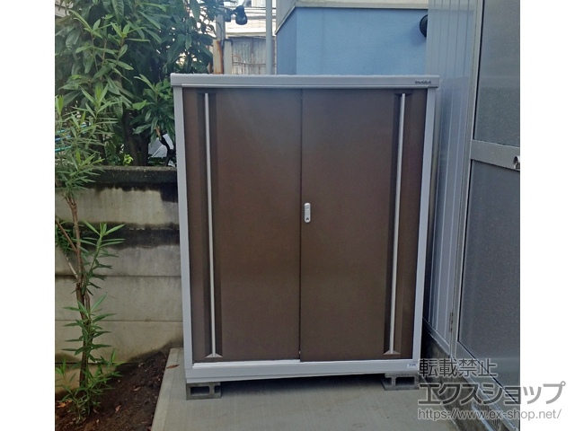 東京都世田谷区のの物置・屋外倉庫 シンプリー 一般型 1320×615×1603 MJX-136D-P-TB 施工例