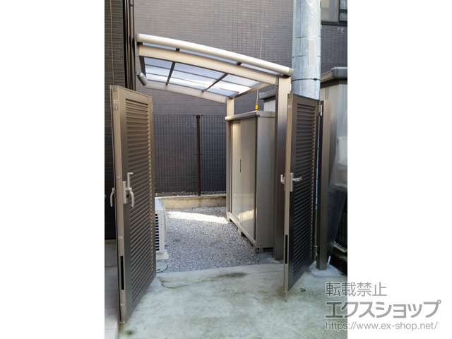 神奈川県海老名市のの門扉 ライシス門扉 5型 横目隠し 両開き 柱使用 施工例