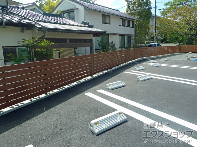 佐賀県佐賀市ののフェンス・柵 ルシアスフェンスH02型 横板格子 自由柱 複合カラー 施工例