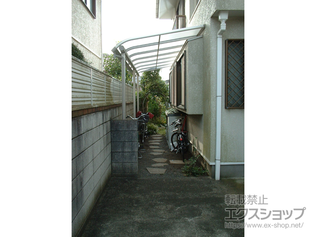 神奈川県横浜市ののテラス屋根 プレシオステラス R型 テラスタイプ 多連結 積雪〜20cm対応 施工例