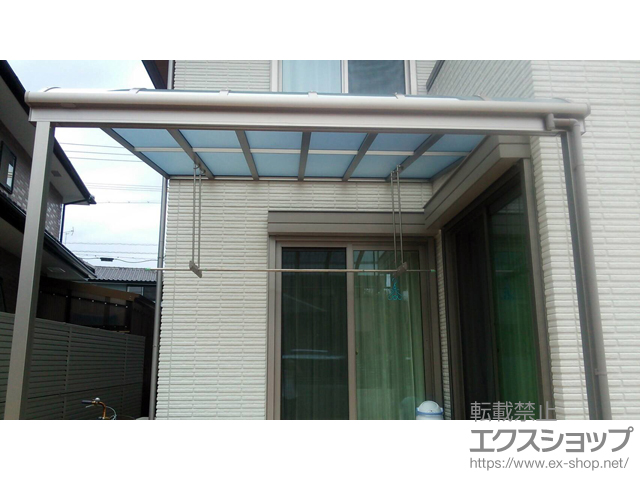 山口県宇部市ののテラス屋根 スピーネ R型 テラスタイプ 単体 積雪〜20cm対応＋吊下げ物干しAセット ロング2本入り＋吊下げ物干し取付け桟×2 施工例