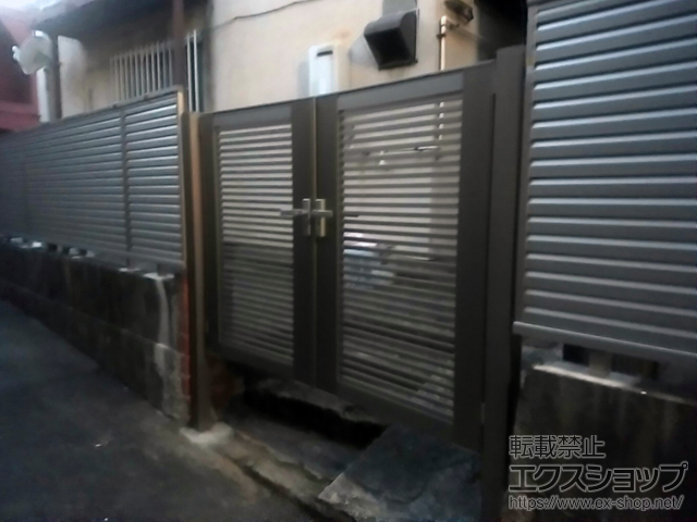 東京都豊島区ののカーゲート トリップゲート RA型 ノンレール 片開き 18S 施工例