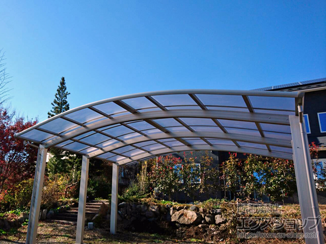 群馬県吾妻郡嬬恋村ののカーポート レイナツインポートグラン50 積雪50cm対応 施工例