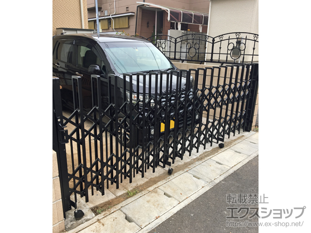 千葉県市川市ののカーゲート トリップゲート ペットガード型 ノンレール 片開き 37S 施工例