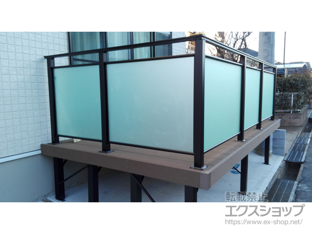 茨城県つくば市ののウッドデッキ マージウッドデッキ＋ルシアスデッキフェンスB04型＜ポリカパネルタイプ＞ 施工例