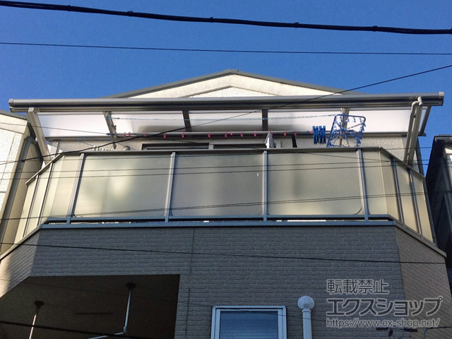 東京都荒川区ののバルコニー・ベランダ屋根 スピーネ R型 ルーフタイプ 単体 積雪〜20cm対応 施工例