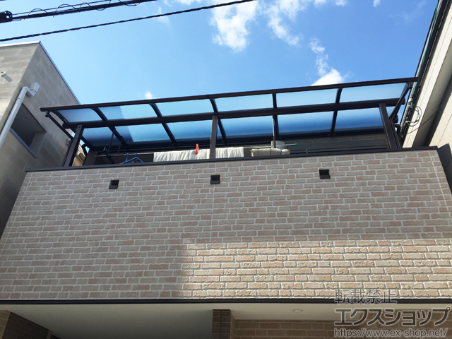 大阪府阿倍野区ののバルコニー・ベランダ屋根 ヴェクターテラス R型 屋根タイプ 連棟 積雪〜20cm対応 施工例