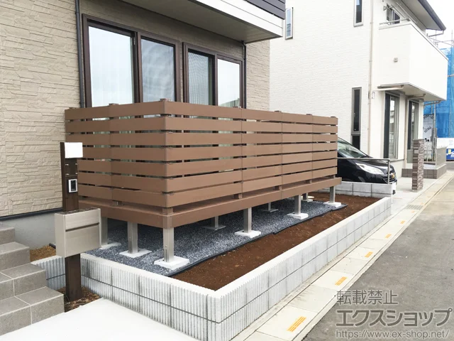 ��ʌ�����s��YKKAP�̃E�b�h�f�b�L ���E�b�h�f�b�L 200 �{�H��