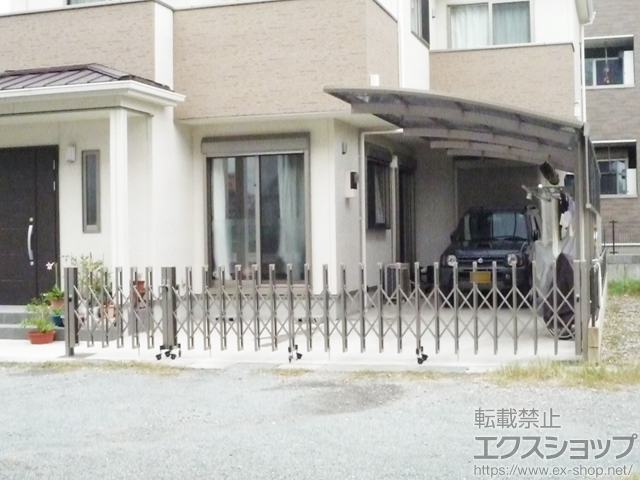 兵庫県姫路市ののカーゲート アルシャインII M型 Aタイプ ノンレール 両開き親子 （150+470）WP 施工例