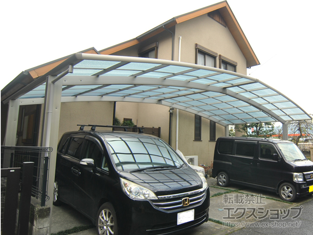 神奈川県足柄上郡大井町ののカーポート レイナトリプルポートグラン　積雪〜20cm対応 施工例