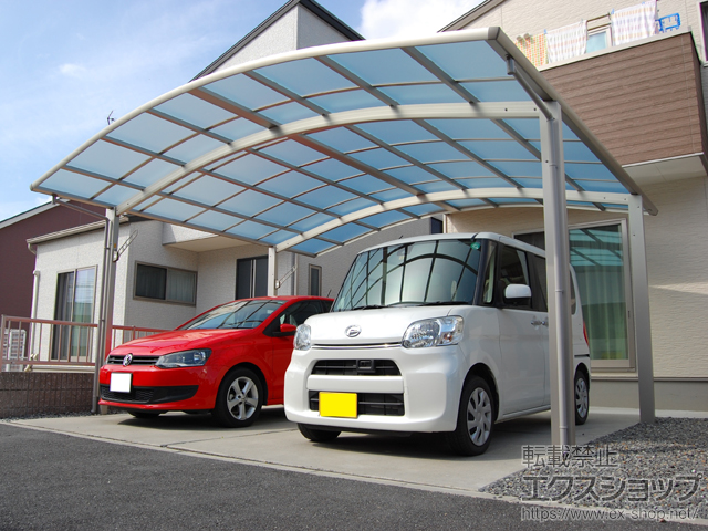 岡山県岡山市ののカーポート レイナツインポートグラン　積雪〜20cm対応＋水平式物干し（テラス柱用）2本入り 標準×1セット 施工例