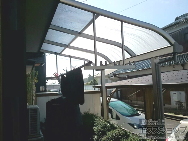 愛知県岡崎市ののテラス屋根 プレシオステラス R型 テラスタイプ 単体 積雪〜20cm対応＋吊り下げ式物干し 施工例