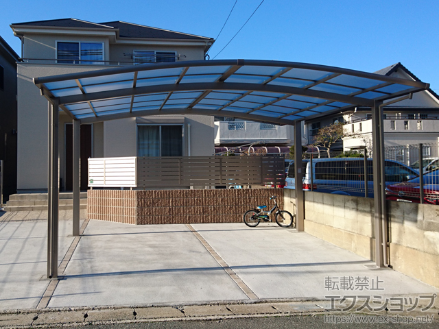 福岡県福岡市ののカーポート ネスカR (ラウンドスタイル) ワイド 積雪〜20cm対応 施工例