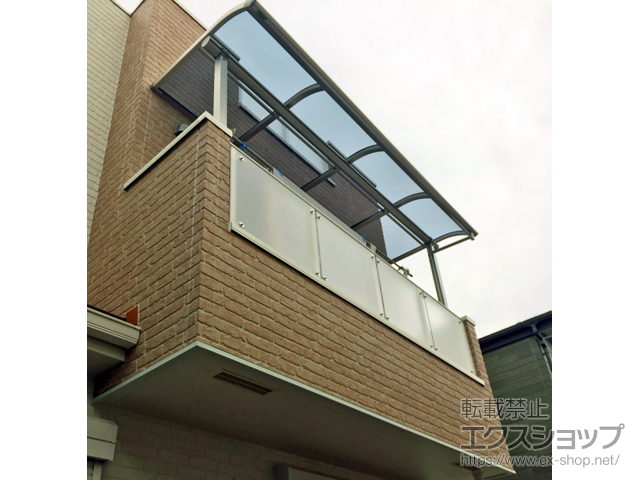 埼玉県川口市ののバルコニー・ベランダ屋根 プレシオステラス R型 屋根タイプ 単体 積雪〜20cm対応 施工例