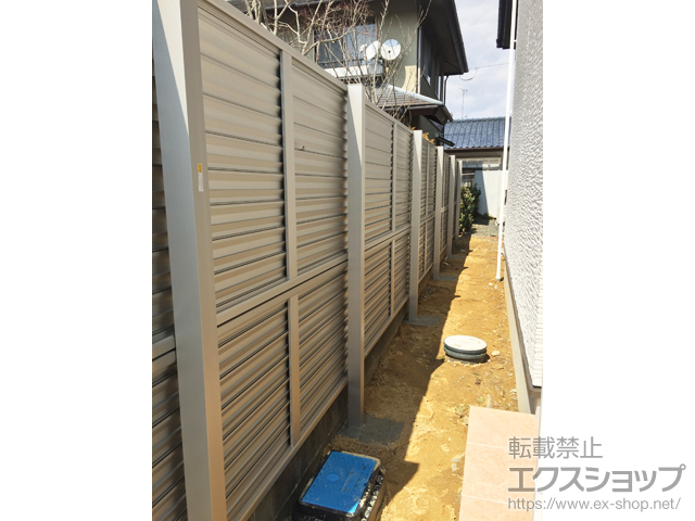 福島県いわき市ののフェンス・柵 ミエーネフェンス 目隠しルーバータイプ 2段支柱 施工例