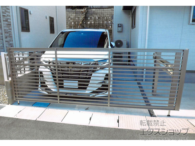 兵庫県明石市ののカーゲート ワイドオーバードアS1型 手動式 施工例