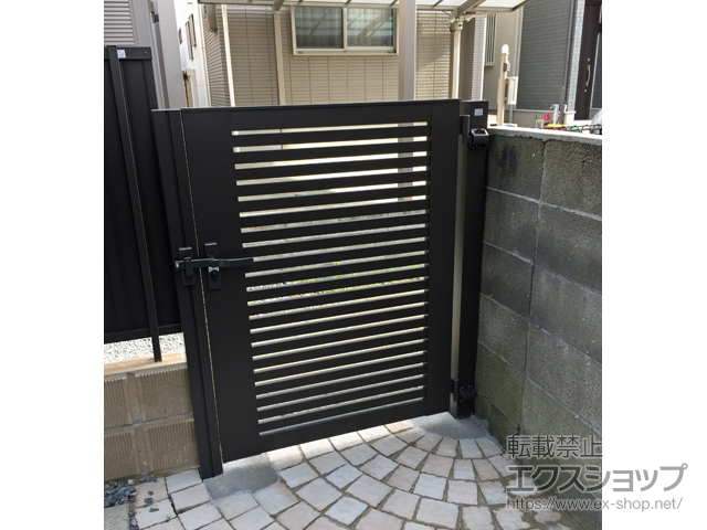 福岡県福岡市のの門扉 ライシス門扉 3型 太横桟 片開き 柱使用 施工例