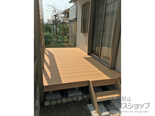 神奈川県横浜市ののウッドデッキ リウッドデッキ 200 施工例