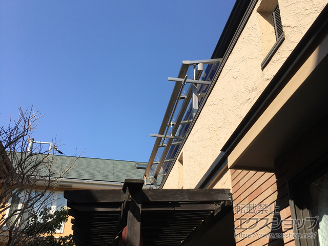 東京都杉並区ののバルコニー・ベランダ屋根 スピーネ F型 屋根タイプ 単体 積雪〜20cm対応 施工例