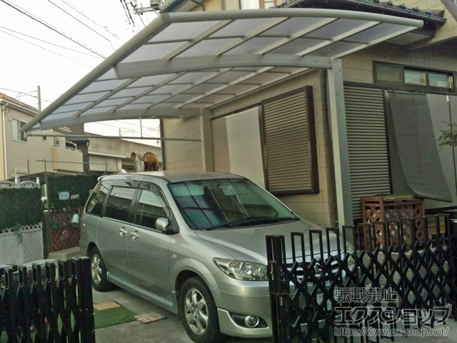 千葉県流山市ののカーポート レイナポートREグラン 前下がり 積雪〜20cm対応 施工例