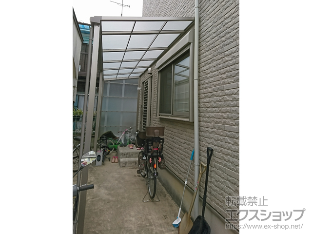 埼玉県春日部市ののストックヤード スピーネストックヤードF型 波板タイプ 連棟 積雪〜20cm対応 施工例