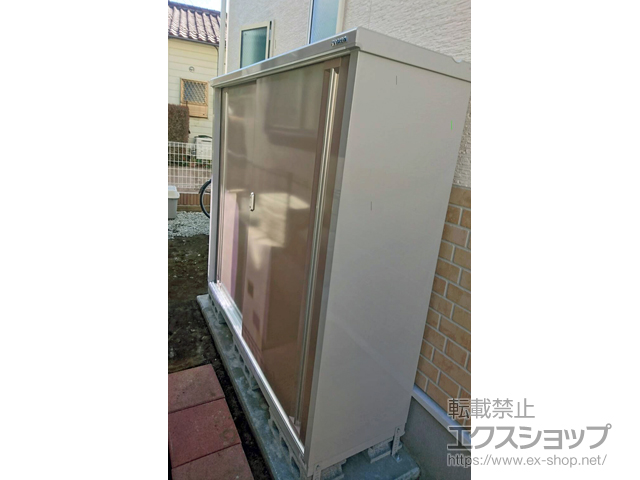 神奈川県横浜市のの物置・屋外倉庫 シンプリー 一般型 1740×515×1603 MJX-175D-P-AR 施工例