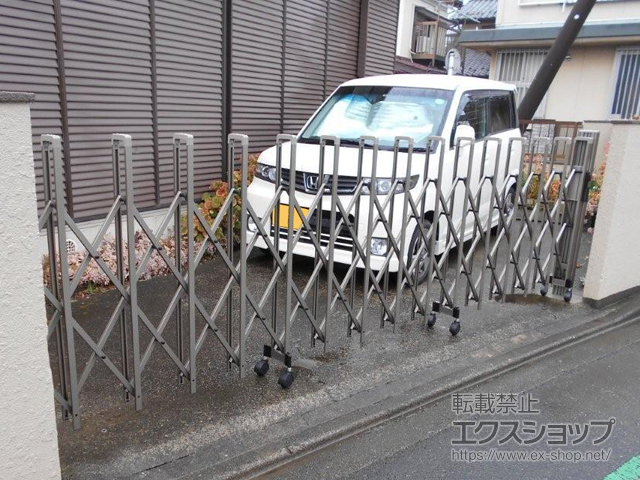 神奈川県大和市ののカーゲート トリップゲート RB型 ノンレール 片開き 44S 施工例