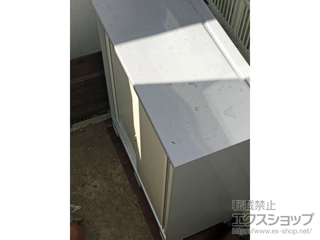 兵庫県神戸市のの物置・屋外倉庫 シンプリー 一般型 1740×905×1903 MJX-179E-P-FW 施工例